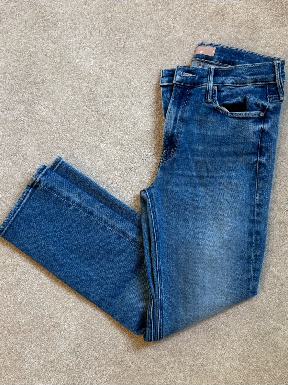 MOTHER Mid rise dazzler crop jeans